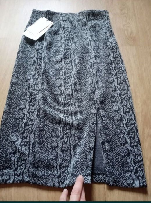 Fuste STRADIVARIUS "Noi", mărimea M