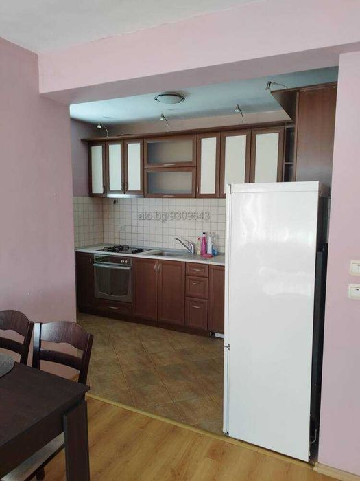 Дава се под наем Двустаен апартамент в Стара Загора, Център - 70 кв.м за 331.5 € - Снимка #2