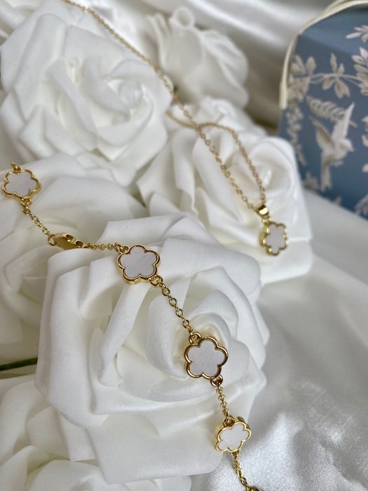 Колие и гривна в златисто