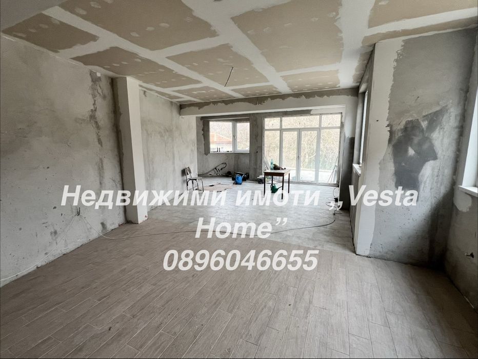 Продава се Къща в Мъглиж - 250 кв.м за 408 €/кв.м - Снимка #2