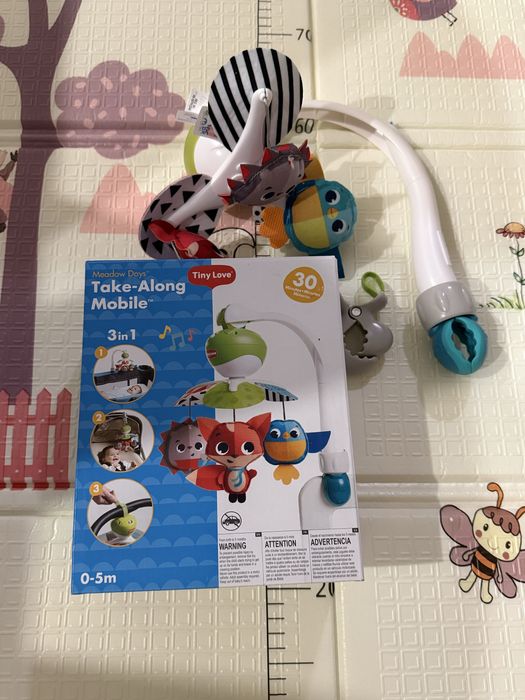 Музикална въртележка за кошара + подарък комплект нови бодита подарък