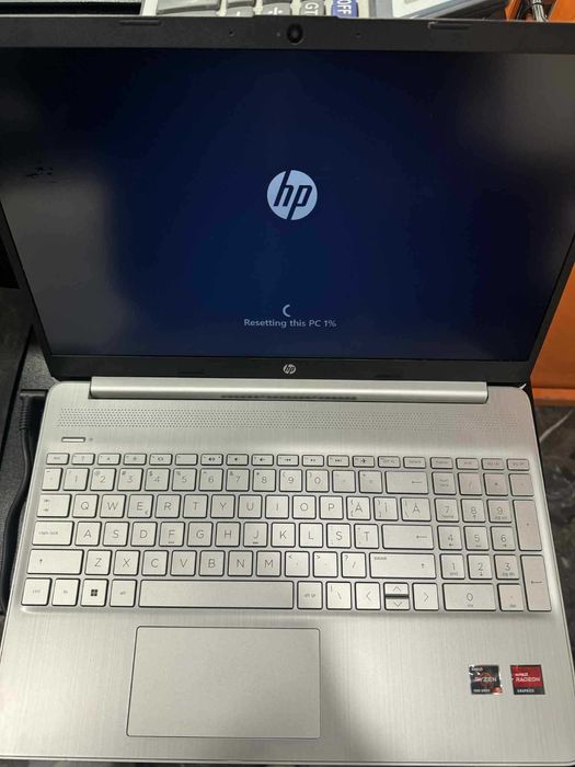 Hope Amanet P5-Laptop HP 15-EQ2052NQ ,Ryzen 5 5500/16 RAM /512 GB SSD