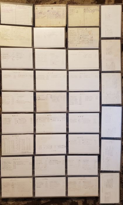 Am peste 100 de Casete_cu_Jocuri_și_Softuri, pt Calculatoare din 1989.