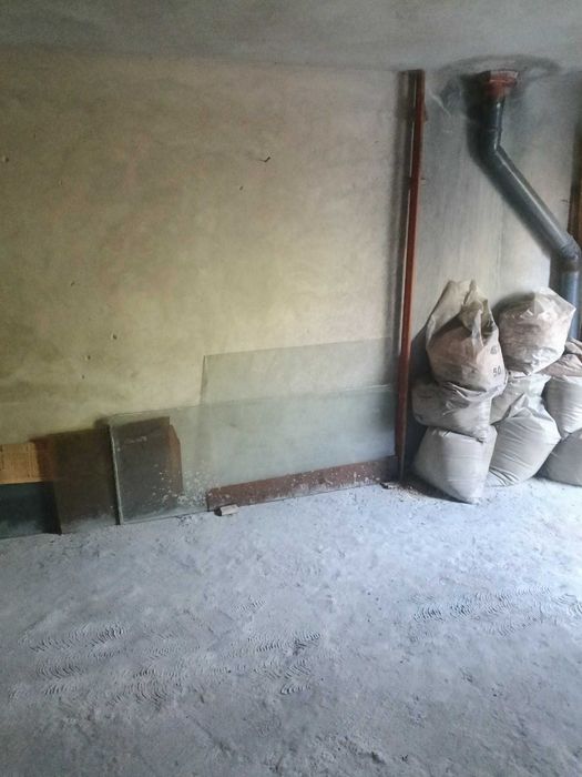 Дава се под наем гараж в квартал "Възраждане"!