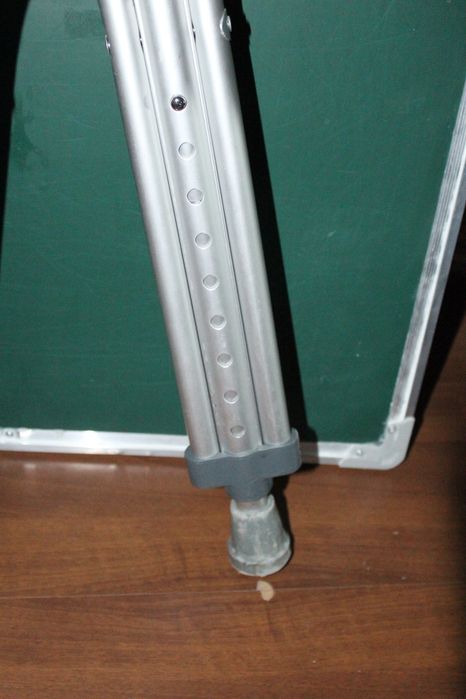 Детские Костыли б/у самовывозом