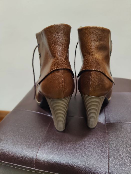 Кожени боти висок ток 39