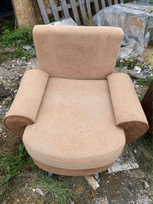 Продам диван с креслом