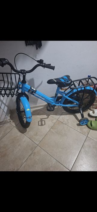 Vând bicicleta 18 inchi,pret 299 lei