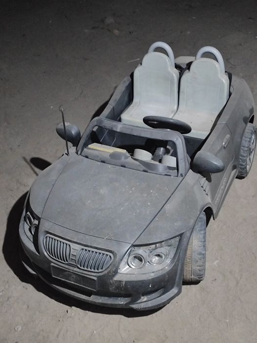 Детская машина на аккумуляторе