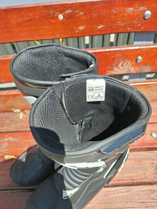 Vand ghete forma din piele motocicleta