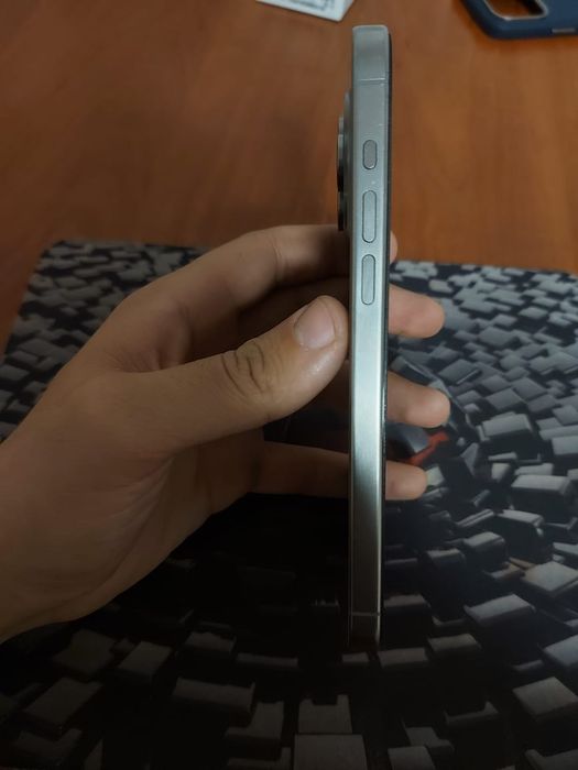 Продам айфон 15про Макс