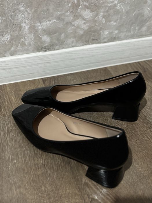 Туфли женские черные