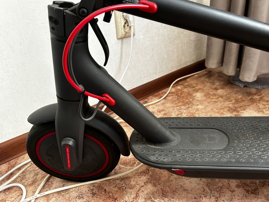 Электросамокат Xiaomi m365 pro