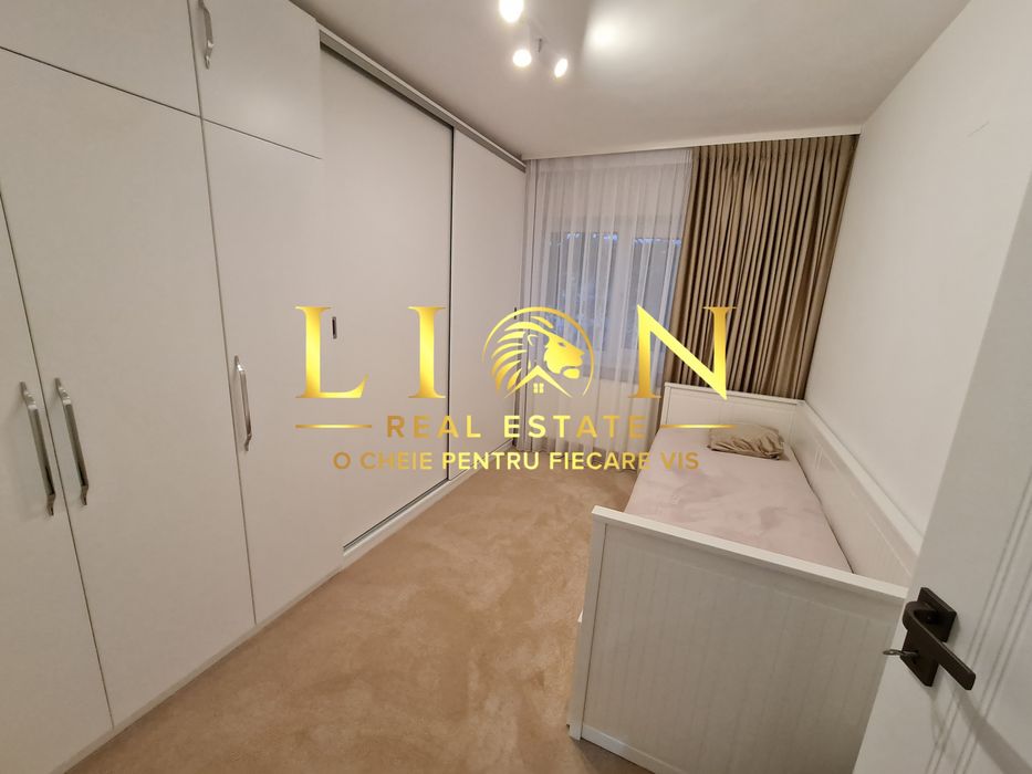 Apartament 3 camere decomandat – E3