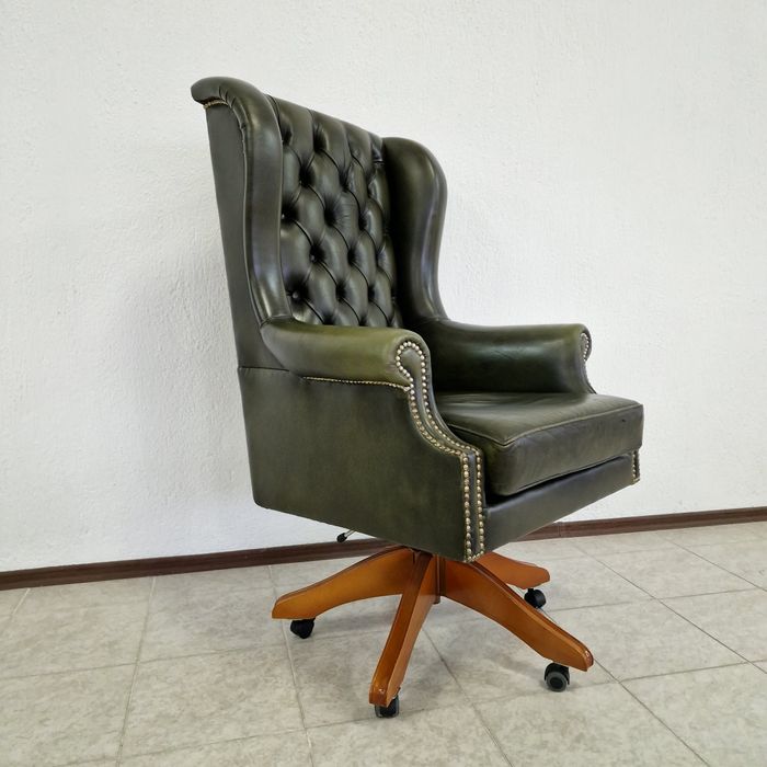 Антично бюро Chesterfield Честърфийлд