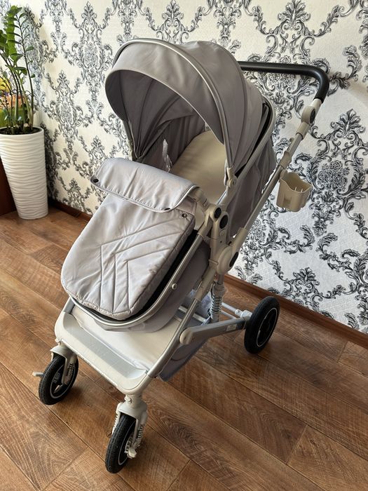 Продам коляску трансформер 2 в 1