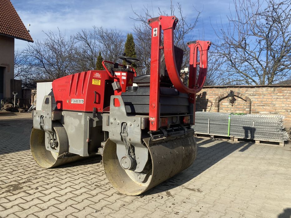 De inchiriat vibrocompactor , rola compactor Amman
