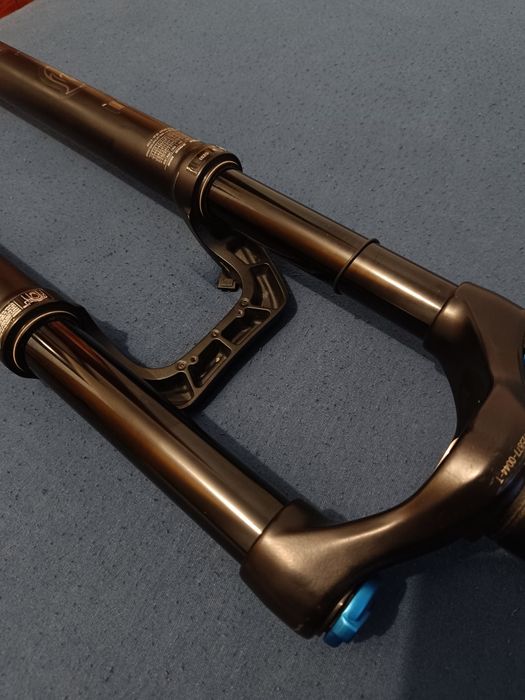 Furcă Fox 34 rhythm 150mm