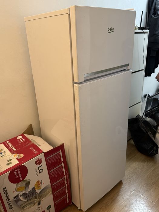 Продам Холодильник BEKO