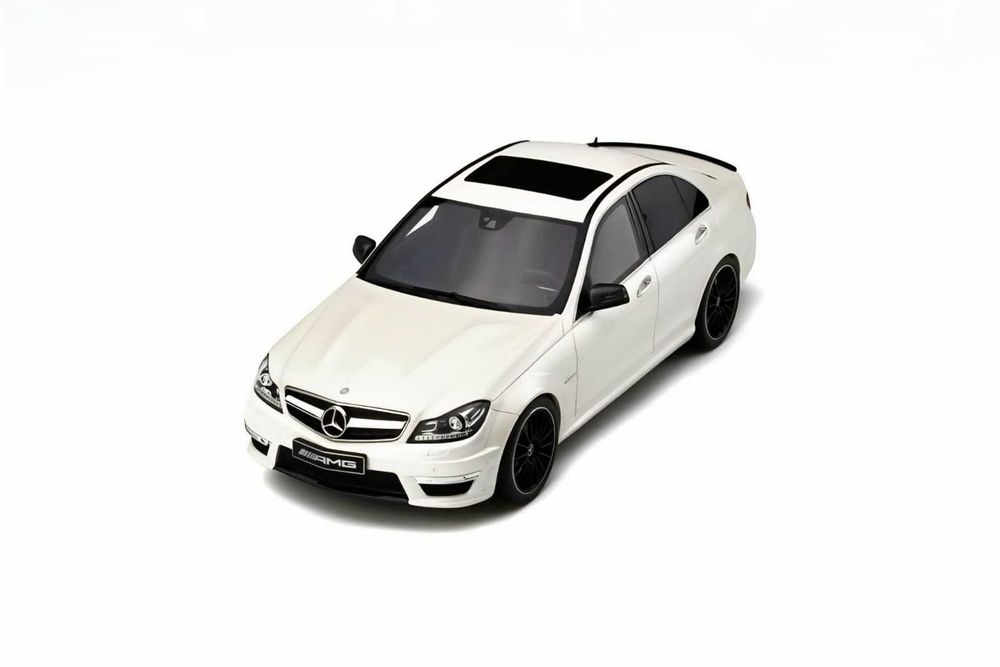 Machetă Mercedes-Benz C63 AMG 1:18 GT Spirit