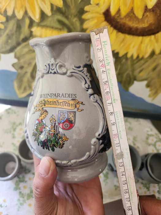 Сервиз за вино от 1992 г