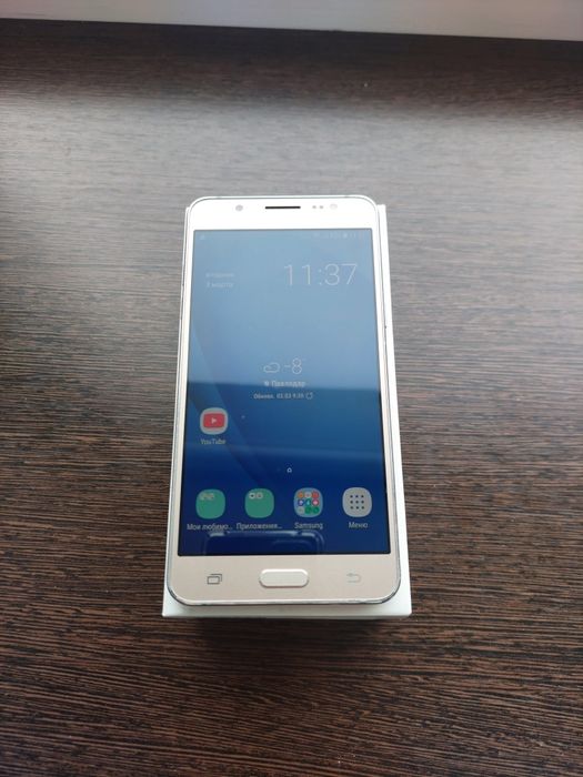 Телефон "Galaxy J5 ⁶"
