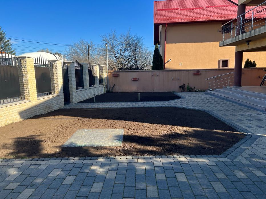 Montaj pavaj și grădini