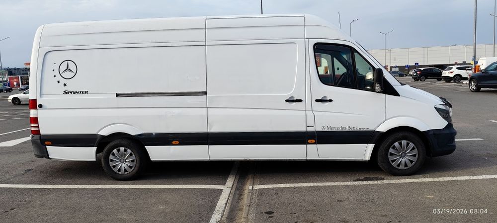 Închiriez autoutilitara microbuz duba transport marfa 3.5t Mercedes Sp
