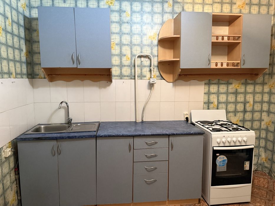 Срочно Продам Куханный гарнитур