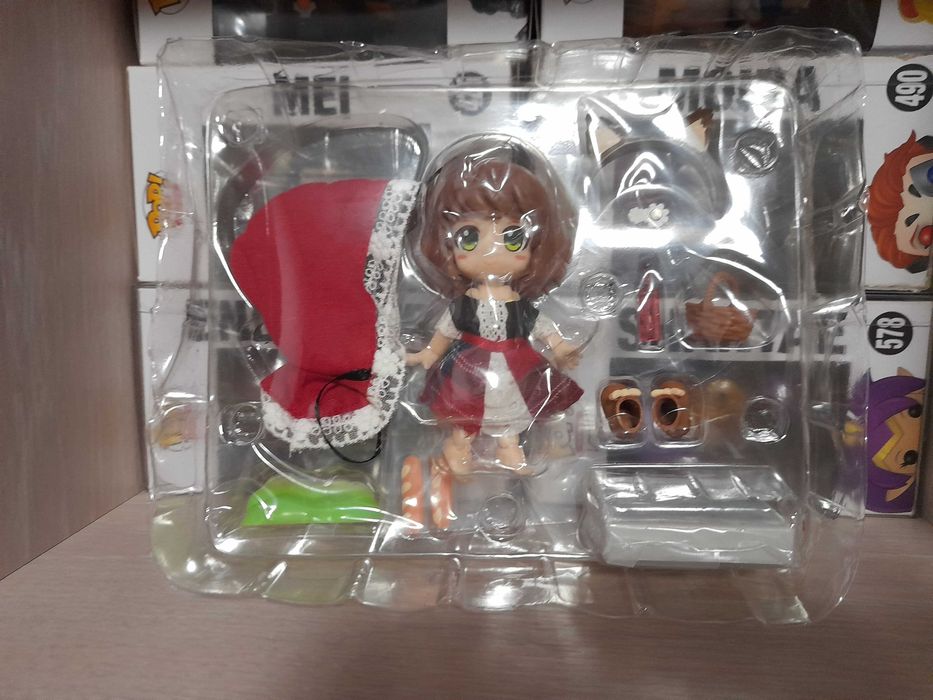 Figurina Articulata Red Riding Hood - Scufita Rosie, Cutie