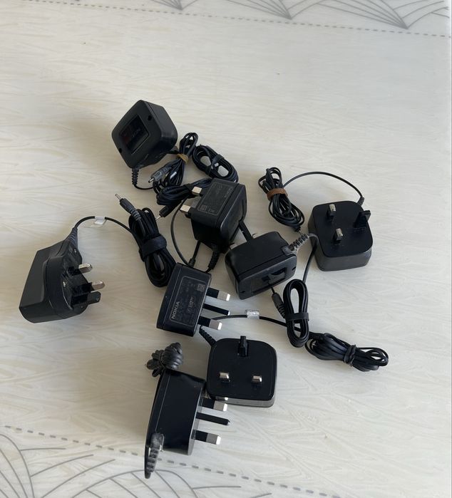 Продаю зарядное устройство