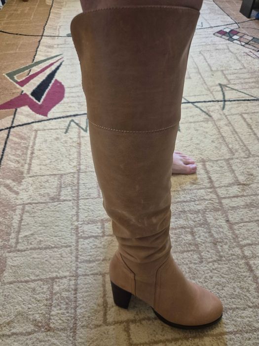 Продам демисезонные сапоги