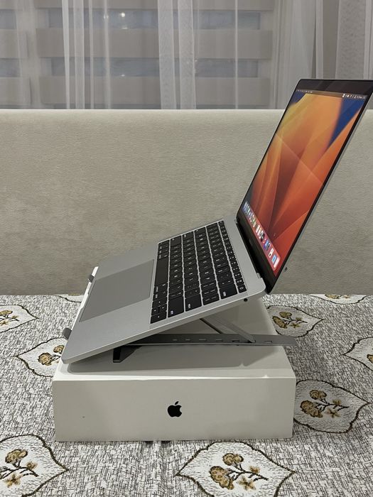 Продам идеальный ноутбук MacBook Макбук Pro Про 13