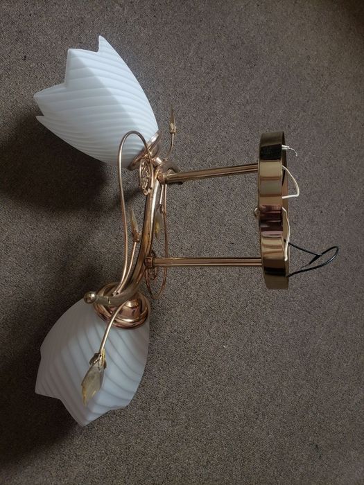 Продается люстра