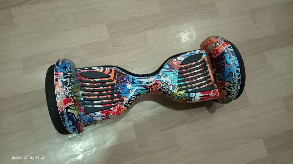 Продается  гироскутер .