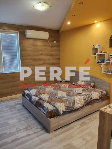 Продава се Тристаен апартамент в Черноморец - 102 кв.м за 1324 €/кв.м - Снимка #5
