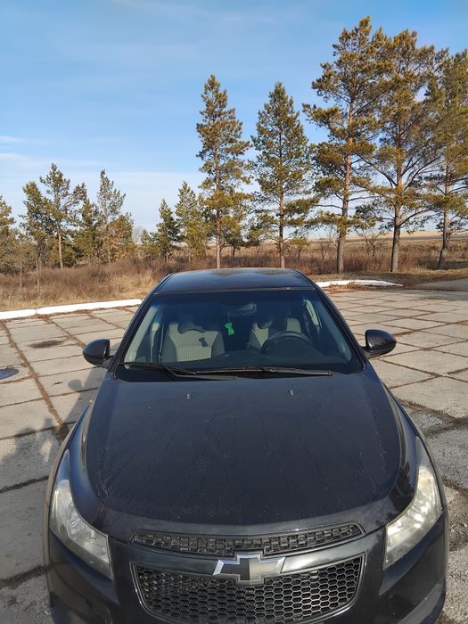 Продам машину шеврале круз