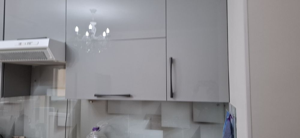 Продам кухнянный гарнитур