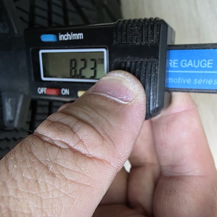 Hankook Ion I*cept 215 45 20 Зимни