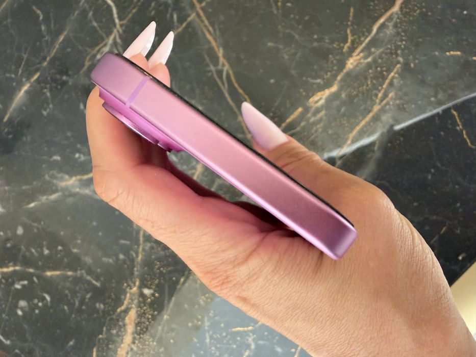 Iphone 16 pink impecabil