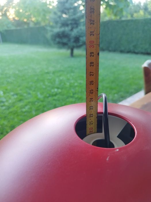 Продавам червени лампи полюлей