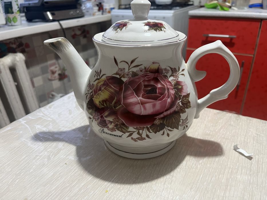 Продам чайник -заварник
