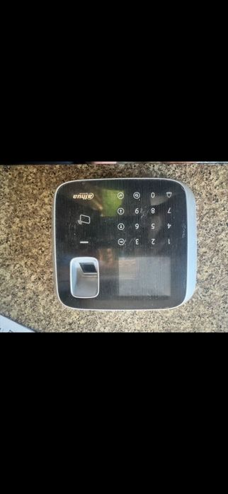 Control acces și pontaj Dahua (Amprentă, Card, PIN)