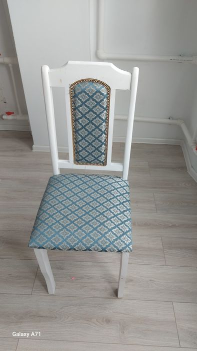 Продам стол со стульями