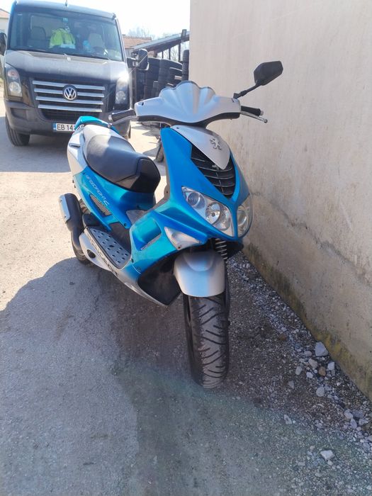 Продавам yamaha aerox 70cc и Peugeot 50cc