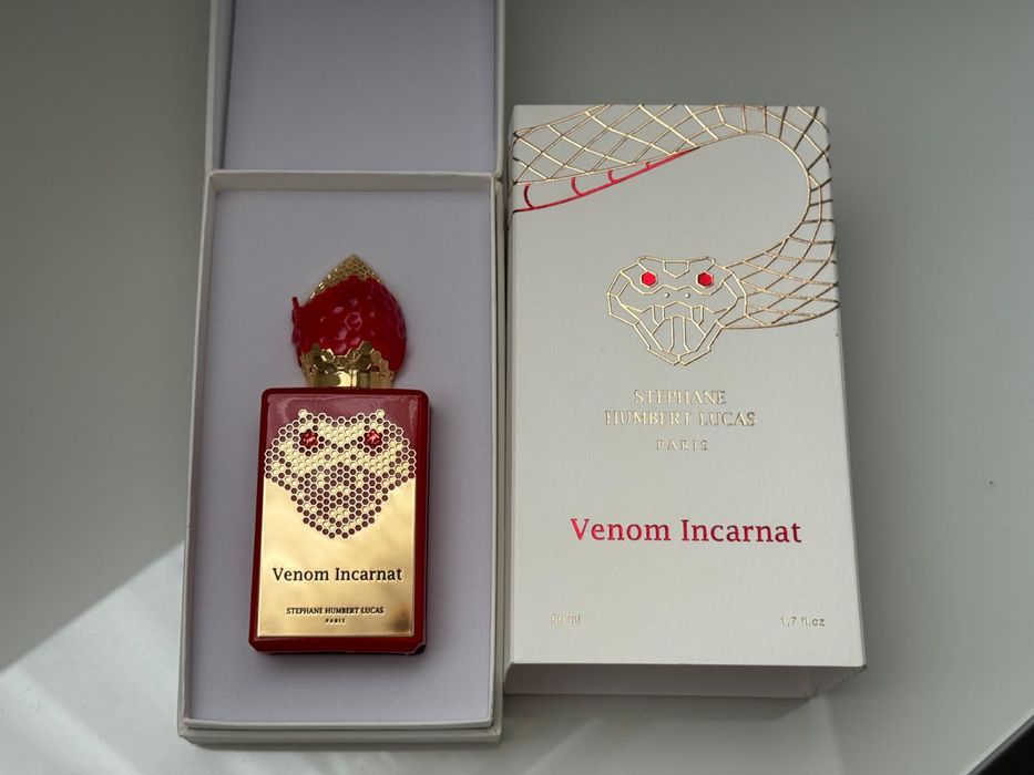 Venom incarnat apa de parfum
