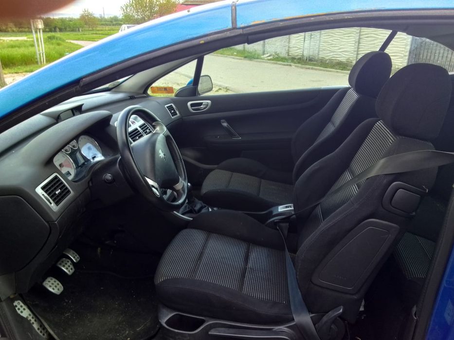vând Peugeot 307