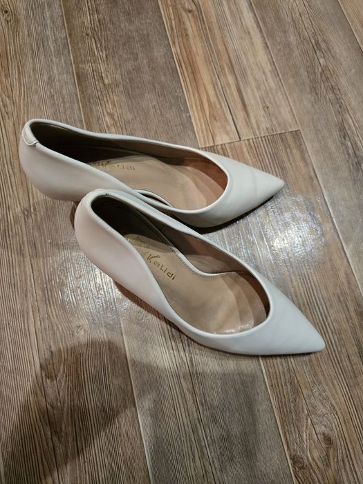 Продам лодочки за 5000тг