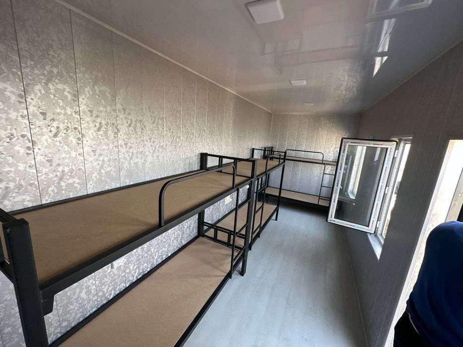 Мобильный домик из контейнера