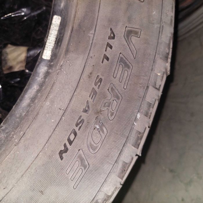 Шины летние pirelli 215*60*R17бу